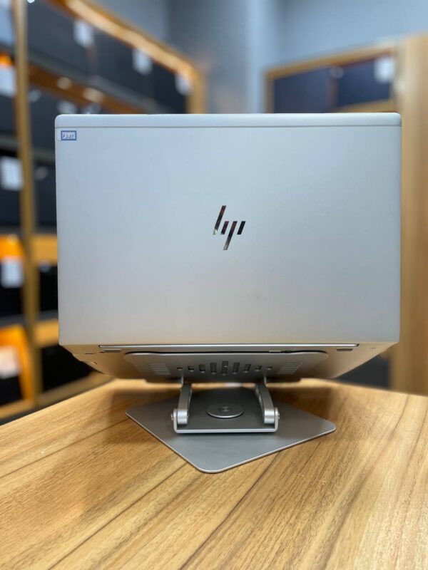 hp EliteBook 850 g5 i5-8250u 8-256gb ssd 15.6 fhd