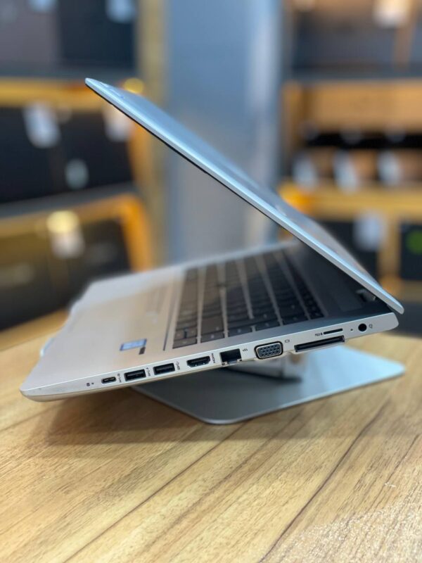 hp probook 640 g4 i5-8350u 8-256gb ssd 14hd