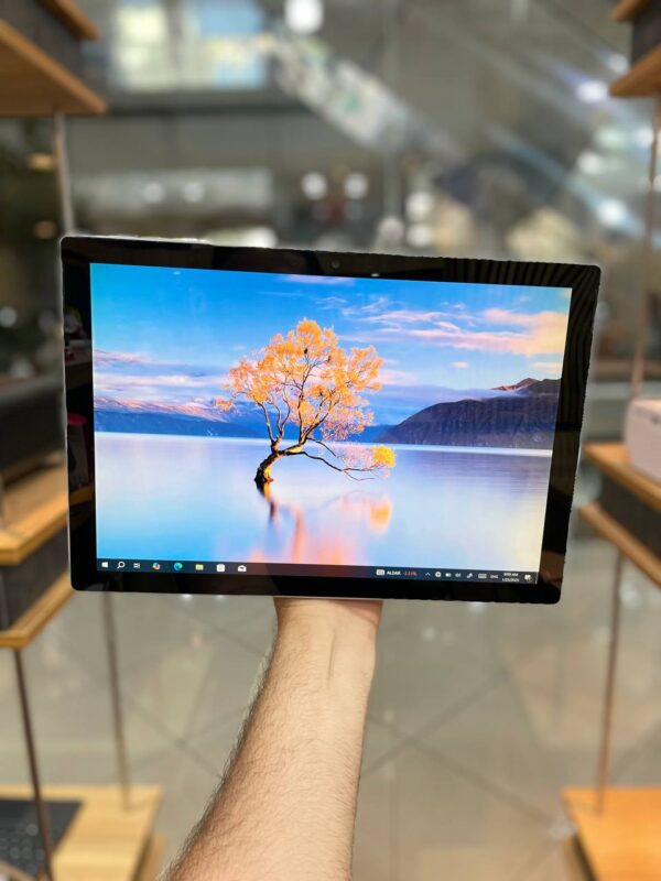 سرفیس استوک پرو 5 surface pro5 i5-7300u 8-256 gb ssd 12.3" 2k