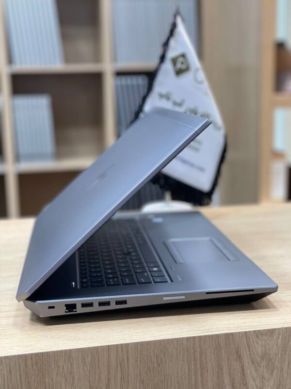 HP ZBook 17 G6 i7-9750H 32-512gb ssd 6gb RTX 3000 17.3"