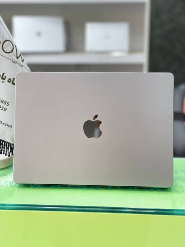 2.Apple MacBook pro A2442 M1 pro 16-500gb ssd 14"