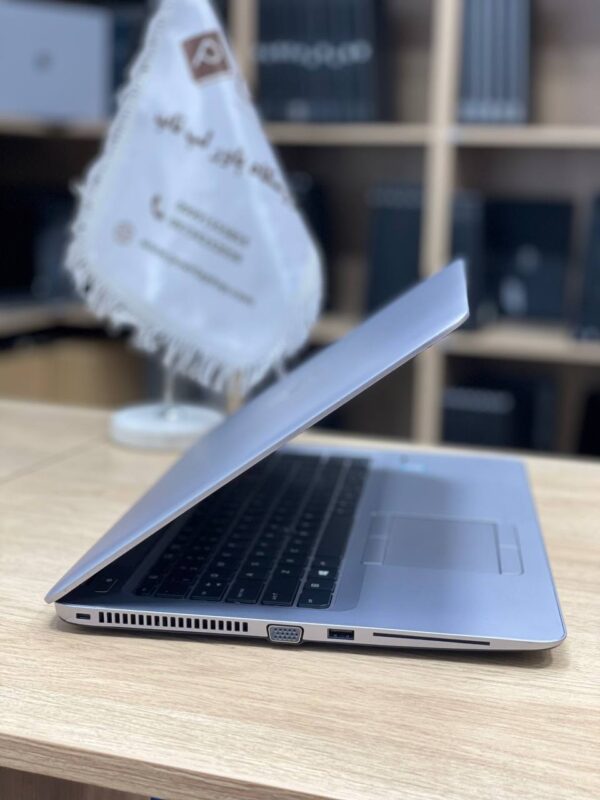HP EliteBook 850 G3 i5-6300U 8-256gb ssd intel hd 15.6"