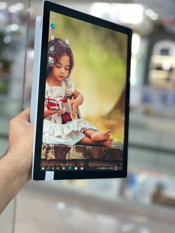 microsoft surface pro5 i7-7660u 88-256gb ssd 12.3 2k