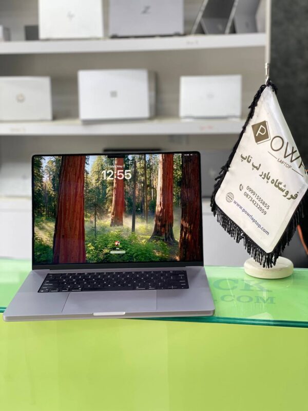 Apple MacBook Pro A2485 M1 pro 32-500gb ssd 16"