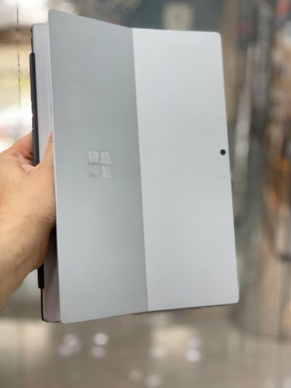 surface pro7 i5-1035G4 8-128gb ssd 12.3" 2k
