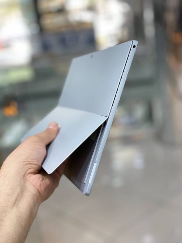 surface pro7 i5-1035G4 8-128gb ssd 12.3" 2k