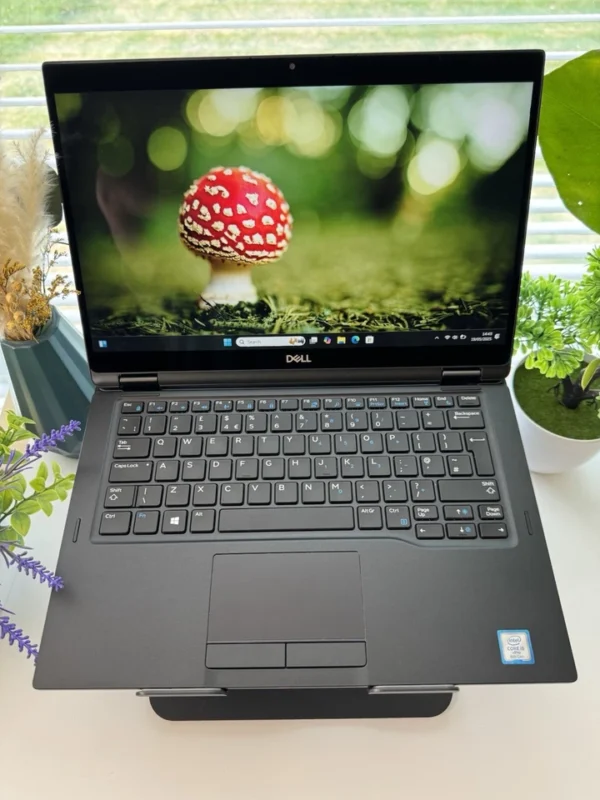 لپ تاپ استوک دل Dell Latitude 7390 -2in1- touch  core i5-8365U 8G-256G 13.3