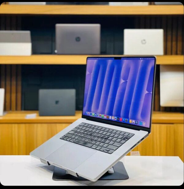 لپ تاپ استوک لپ‌تاپ Apple Macbook Pro 2021 (16") M1 Pro 16G-500G M1 PRO 16.2" 3K Retina