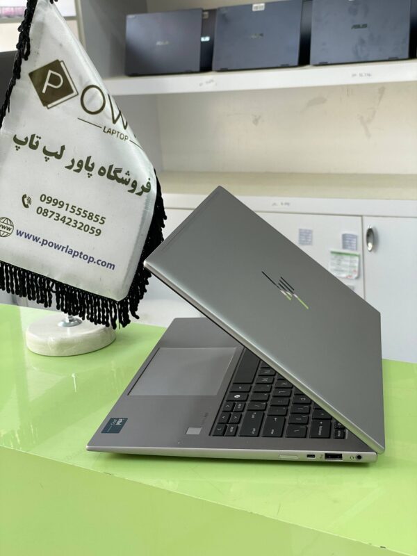 لپ تاپ استوک  Hp Zbook fire fly G11 ultra5-135u 32-512gb ssd fhd 2024 ai  14". Full  HD