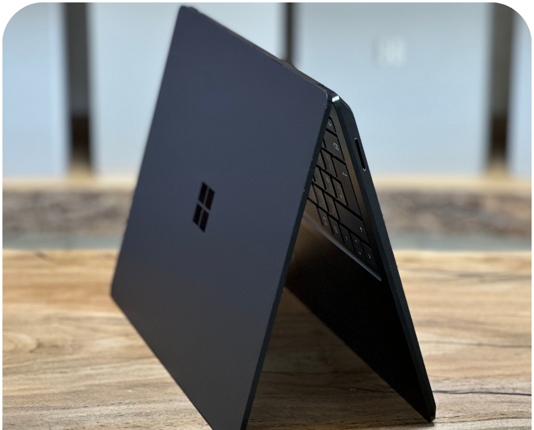 لپ تاپ استوکMicrosoft Surface LapTop 5 core i7-1265U 16GB-512GB intel IRIS XE 13.5″ full hd
